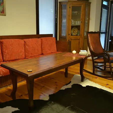 The House סמוליאן